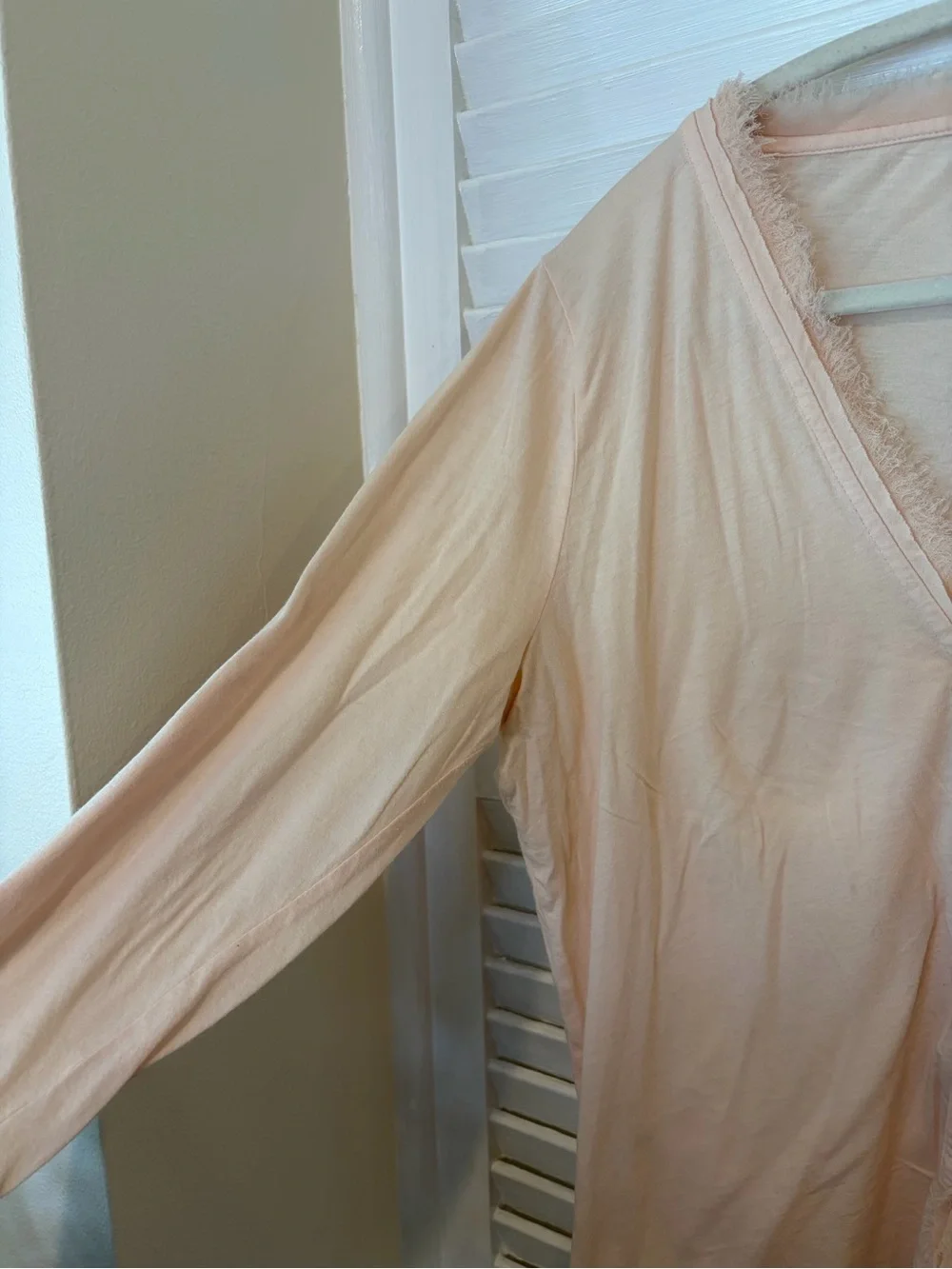J.Crew Pretty Peach Long Sleeve V-Neck Light Weight Cardigan Size L 100% Cotton